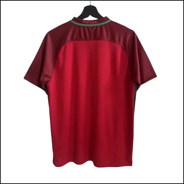 Portugal – Maillot retro domicile 2016 - Image 2